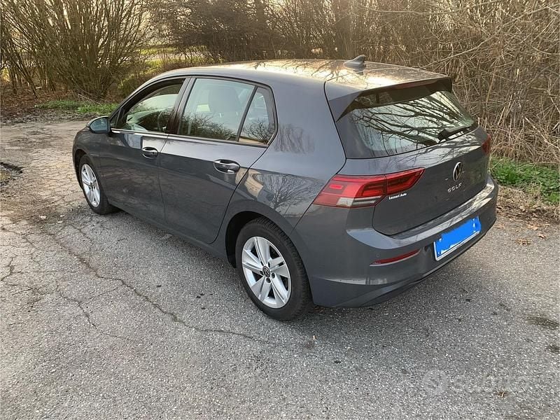 Usata VW Golf VII 115 CV (84 kW) 2021 Grigio Utilitaria