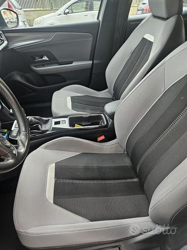 Usata Opel Mokka Ultimate 131 CV (96 kW) 2022 Bianco SUV