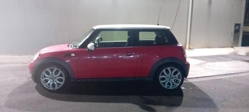 Usata Mini One D 88 CV (64 kW) 2006 Rosso Utilitaria