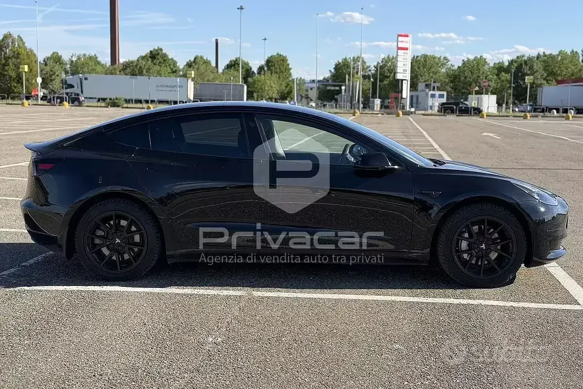 Usata Tesla Model 3 Standard Range 88 kW (120 CV) 2021 Nero Berlina