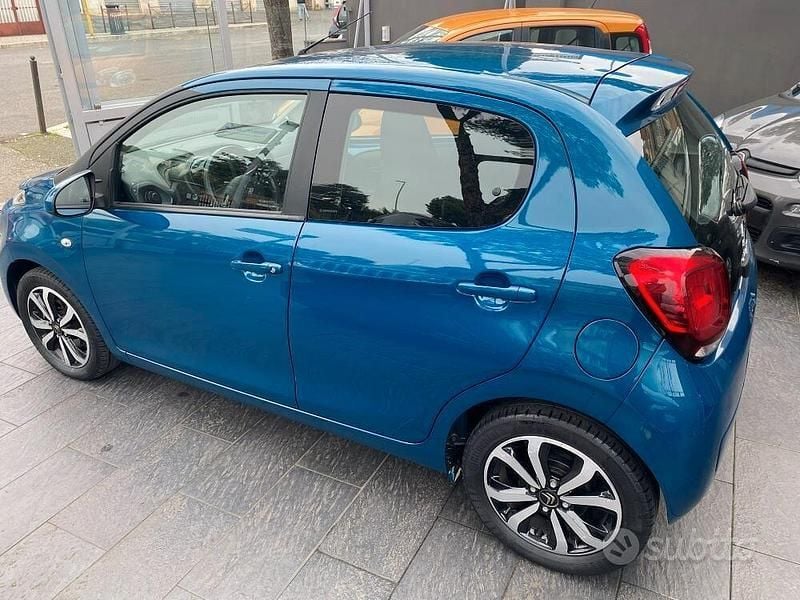 Usata Citroën C1 Feel 72 CV (52 kW) 2021 Blu/azzurro Utilitaria