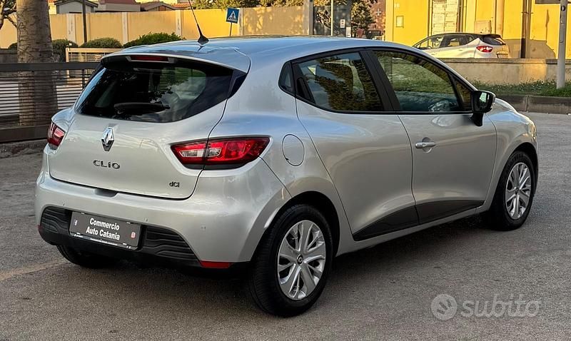 Usata Renault Clio IV Life 75 CV (55 kW) 2016 Grigio Utilitaria