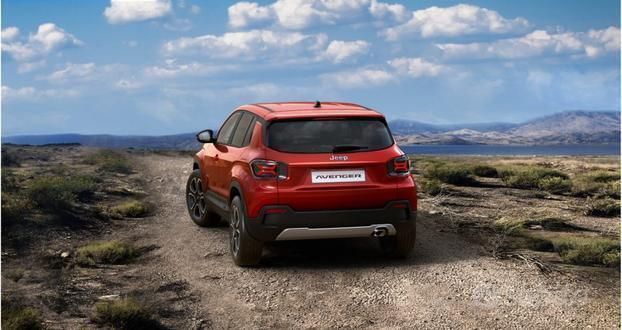 Nuova Jeep Avenger Summit 100 CV (73 kW) 2025 SUV
