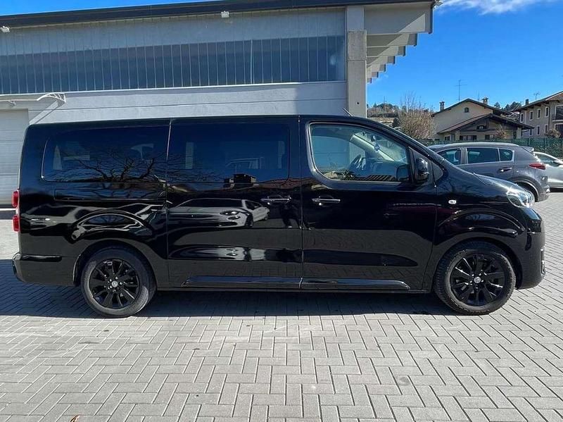Usata Toyota Proace Verso Luxury 179 CV (131 kW) 2017 Nero Station wagon