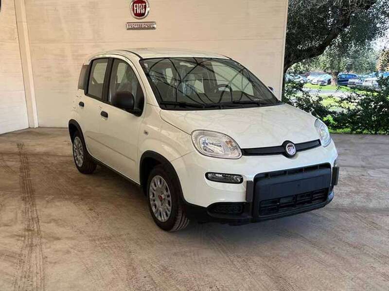 Bianco Usata 2023 Fiat Panda S Due volumi | 11.950 € (Buon prezzo) - Immagine 1/4
