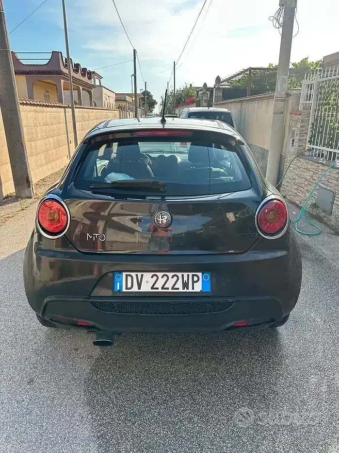 Second-hand Alfa Romeo MiTo 90 CP (66 kW) 2009 Negru Hatchback