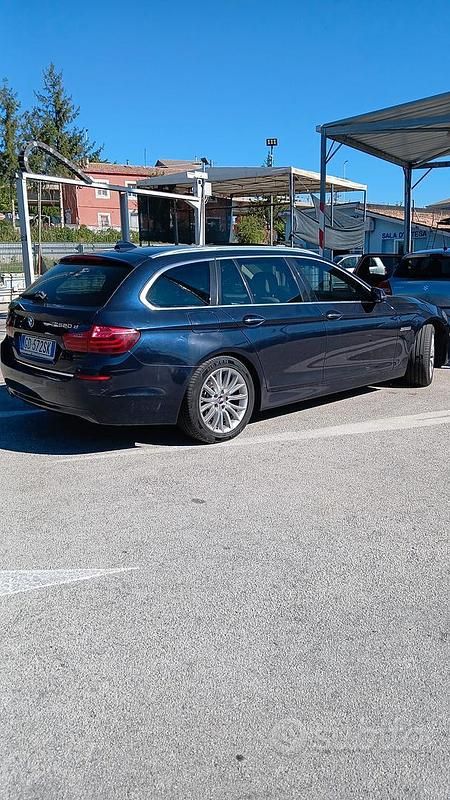 Usata BMW 520 2013 Blu Berlina