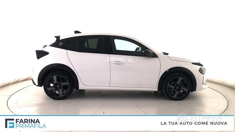 Usata Lancia Ypsilon 100 CV (73 kW) 2025 Bianco Utilitaria