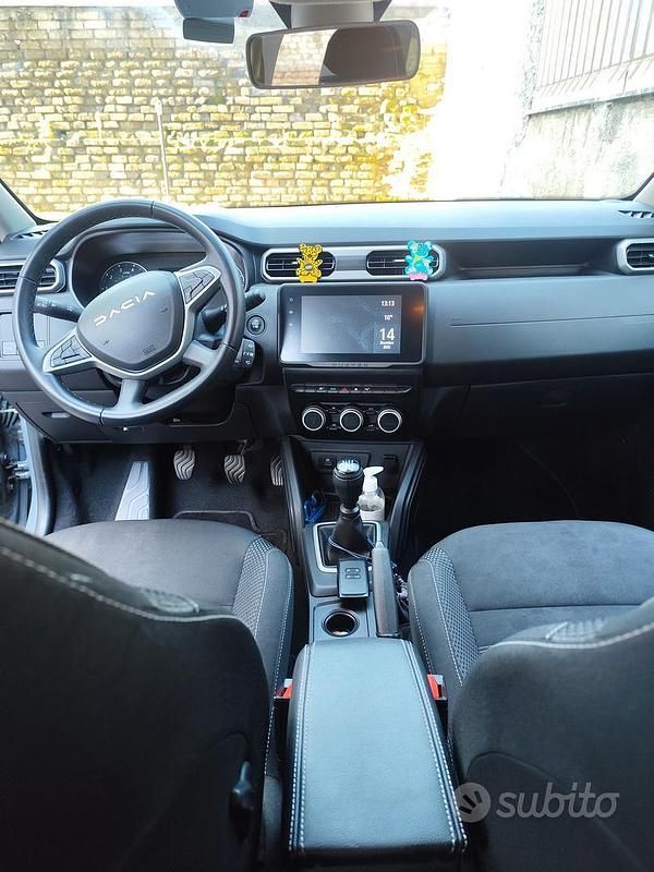 Grigio Usata 2023 Dacia Duster Station wagon | 15.000 € - Immagine 1/4