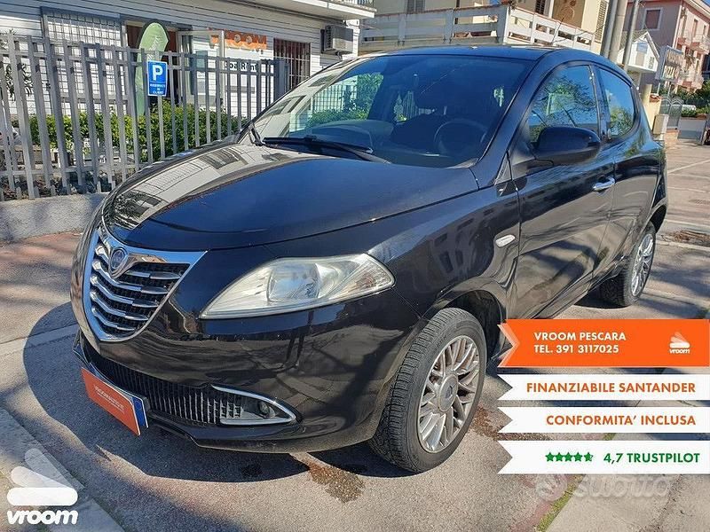 Usata Lancia Ypsilon 85 CV (62 kW) 2013 Utilitaria