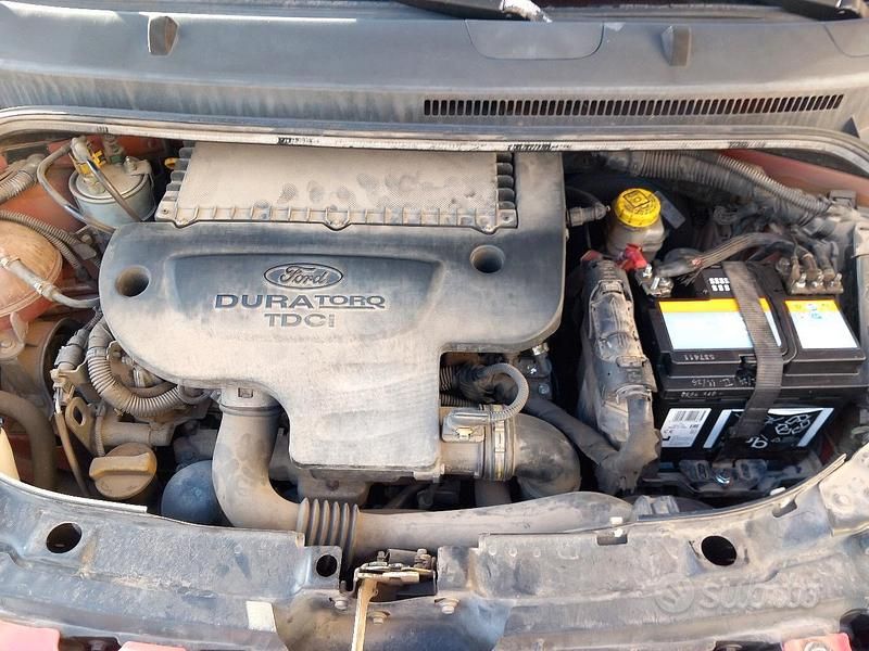 Rosso Usata 2009 Ford Ka Tre volumi | 3150 € (Buon prezzo) - Immagine 1/4