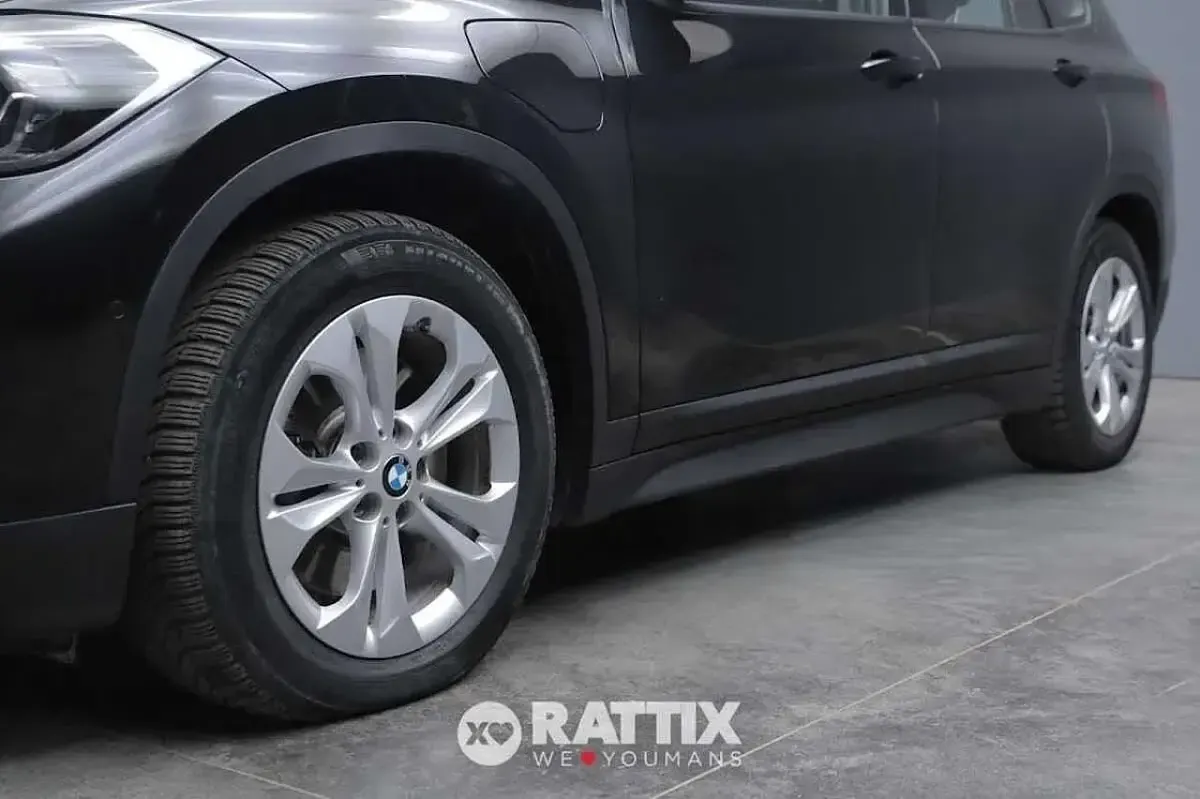 Usata BMW X1 Advantage 125 CV (91 kW) 2021 Nero SUV