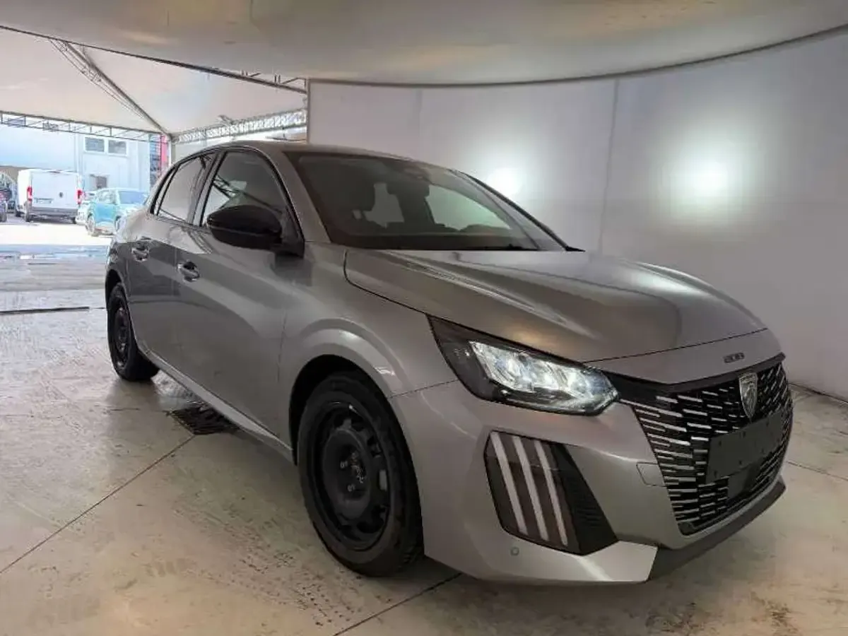 Nuova Peugeot 208 Business-Line 101 CV (74 kW) 2026 Grigio artense Utilitaria