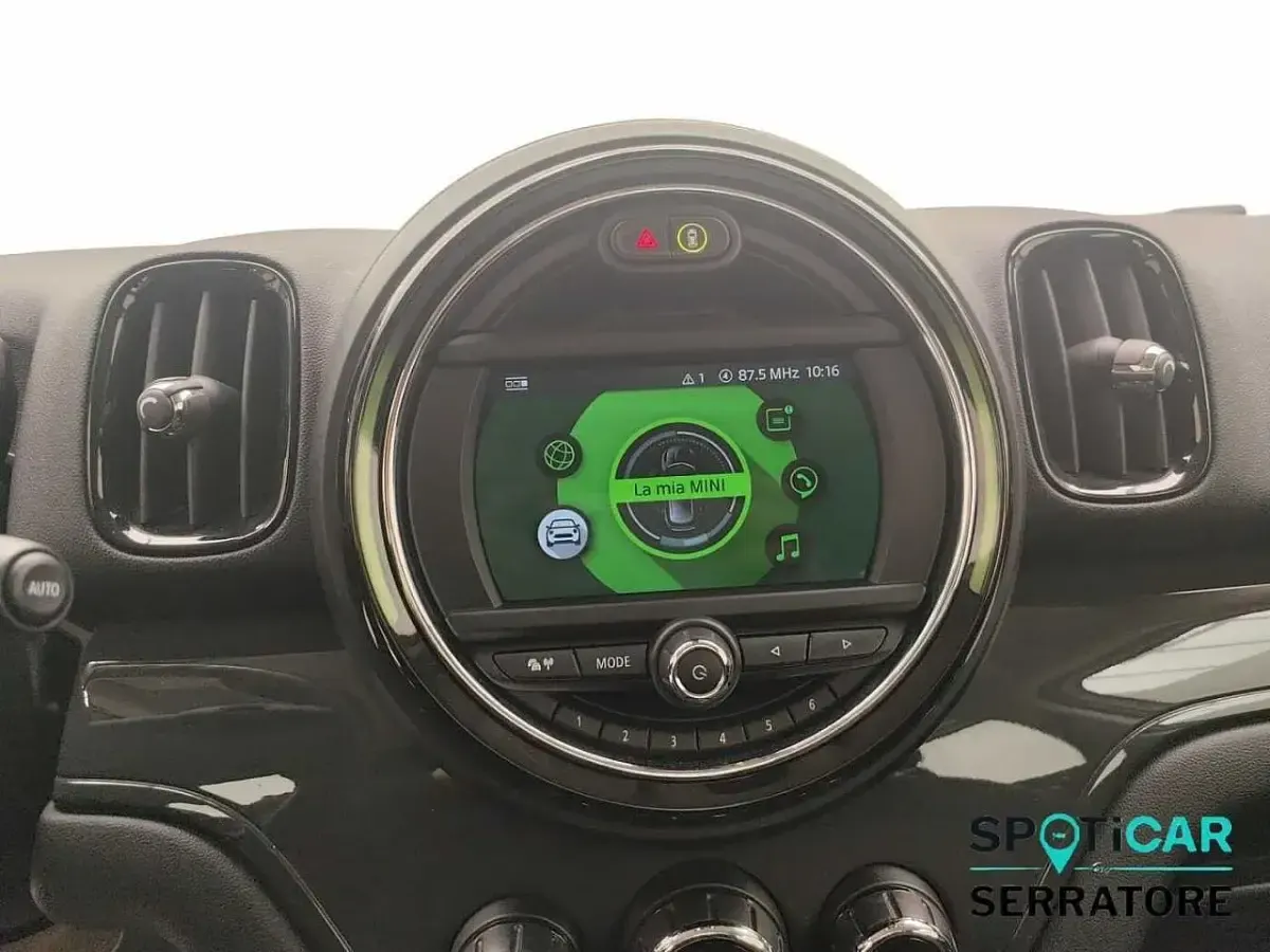 Begagnad Mini One D 116 HK (85 kW) 2020 Vit Halvkombi