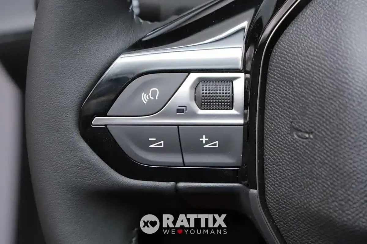 Nuova Peugeot 208 Style 110 CV (80 kW) 2026 Bianco Utilitaria
