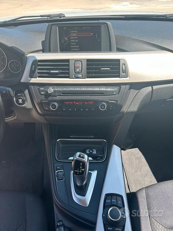 Usata BMW 318 143 CV (105 kW) 2014 Bianco Station wagon