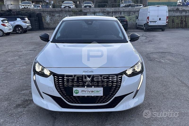 Usata Peugeot 208 Allure 101 CV (74 kW) 2022 Bianco Utilitaria