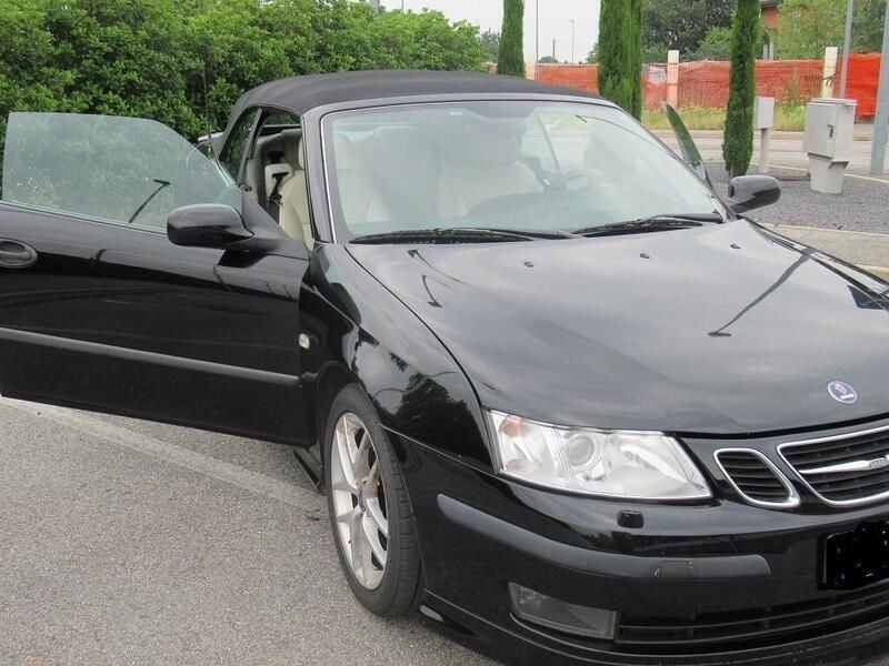 Usata Saab 9-3 Cabriolet Aero 209 CV (153 kW) 2005 Nero Cabrio