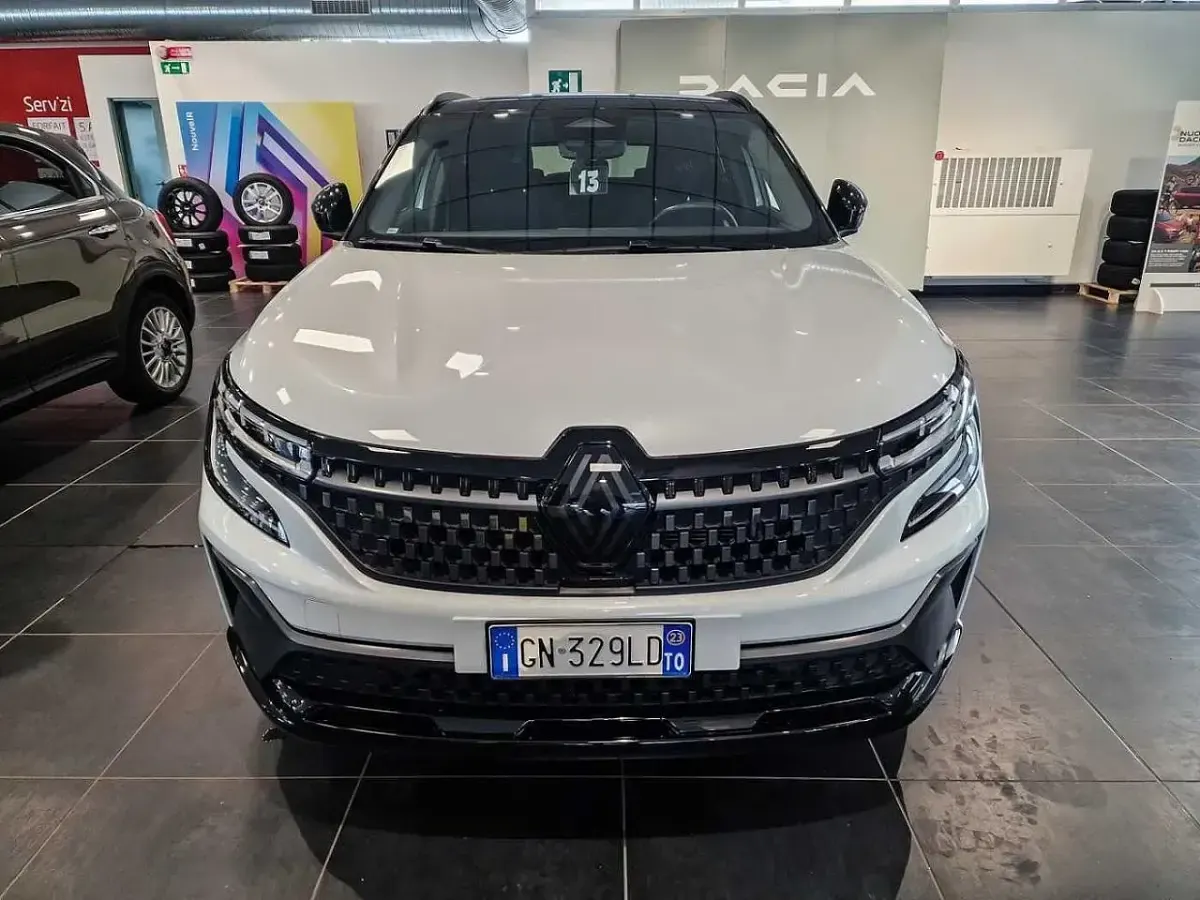 Usata Renault Austral Techno 199 CV (146 kW) 2023 Bianco SUV