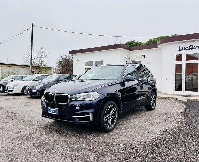 Usata BMW X5 Luxury Line 218 CV (160 kW) 2014 Blu/azzurro SUV