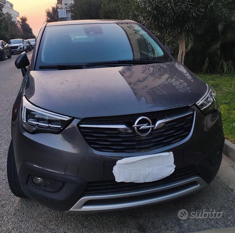 Usata Opel Crossland X 110 CV (80 kW) 2020 Grigio SUV