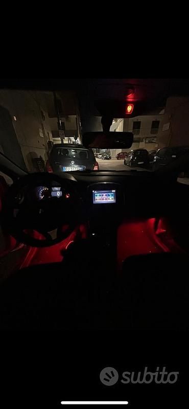 Usata Renault Clio IV 75 CV (55 kW) 2014 Rosso Berlina