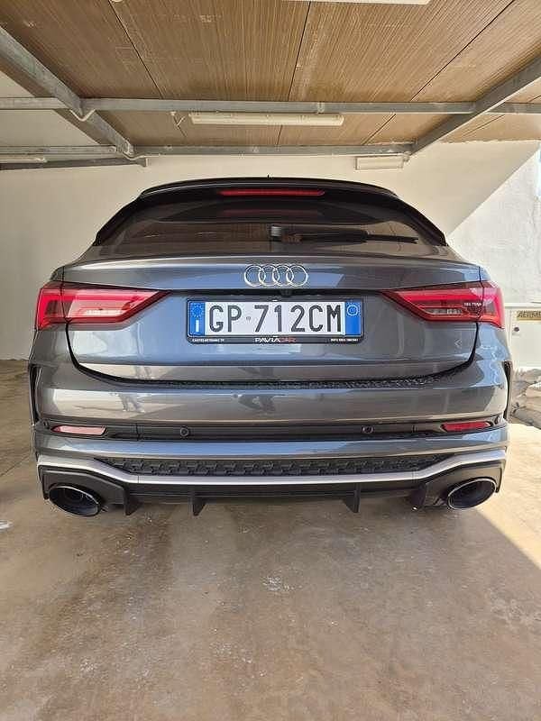 Grigio Usata 2022 Audi RS Q3 Sportback SUV | 53.000 € (Super prezzo) - Immagine 1/4