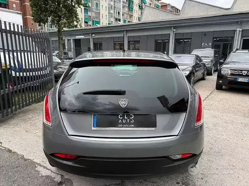 Usata Lancia Delta Gold 120 CV (88 kW) 2013 Other Utilitaria