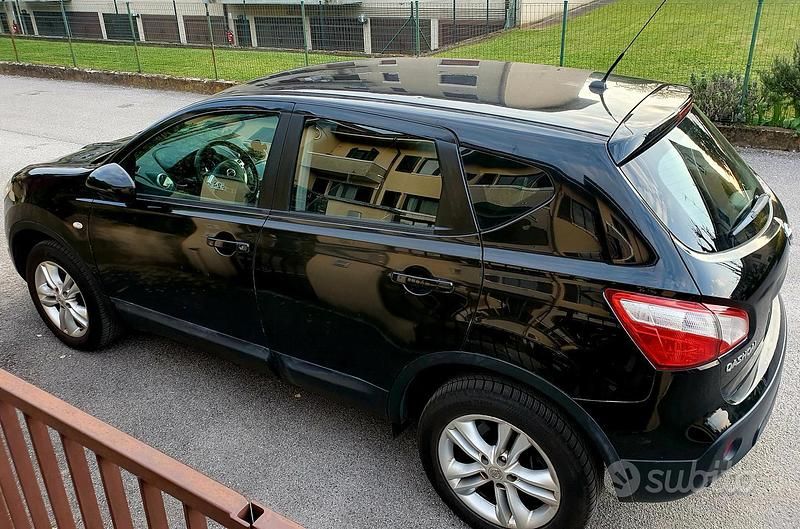 Usata Nissan Qashqai Acenta 110 CV (80 kW) 2012 Nero SUV