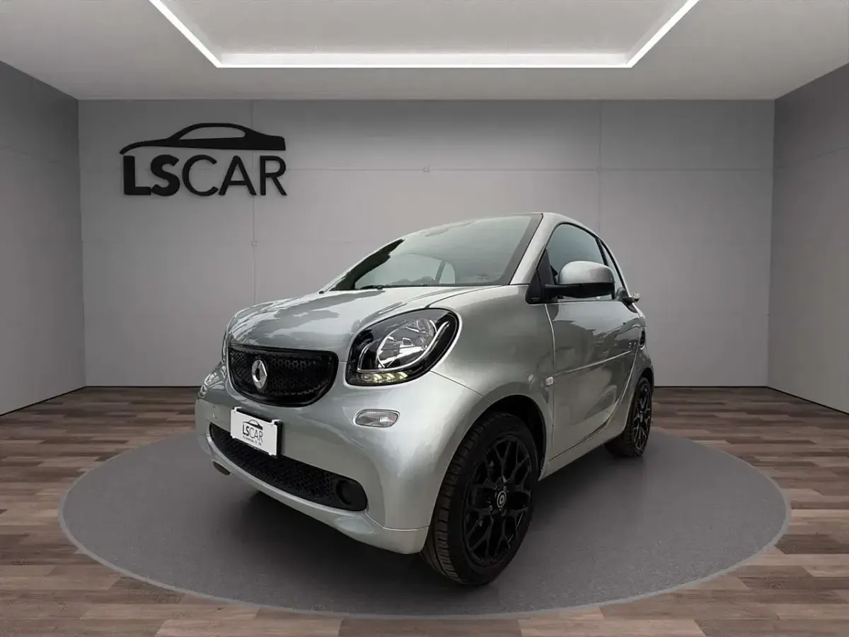 Usata Smart ForTwo Cabrio Prime 89 CV (65 kW) 2019 Giallo Cabrio