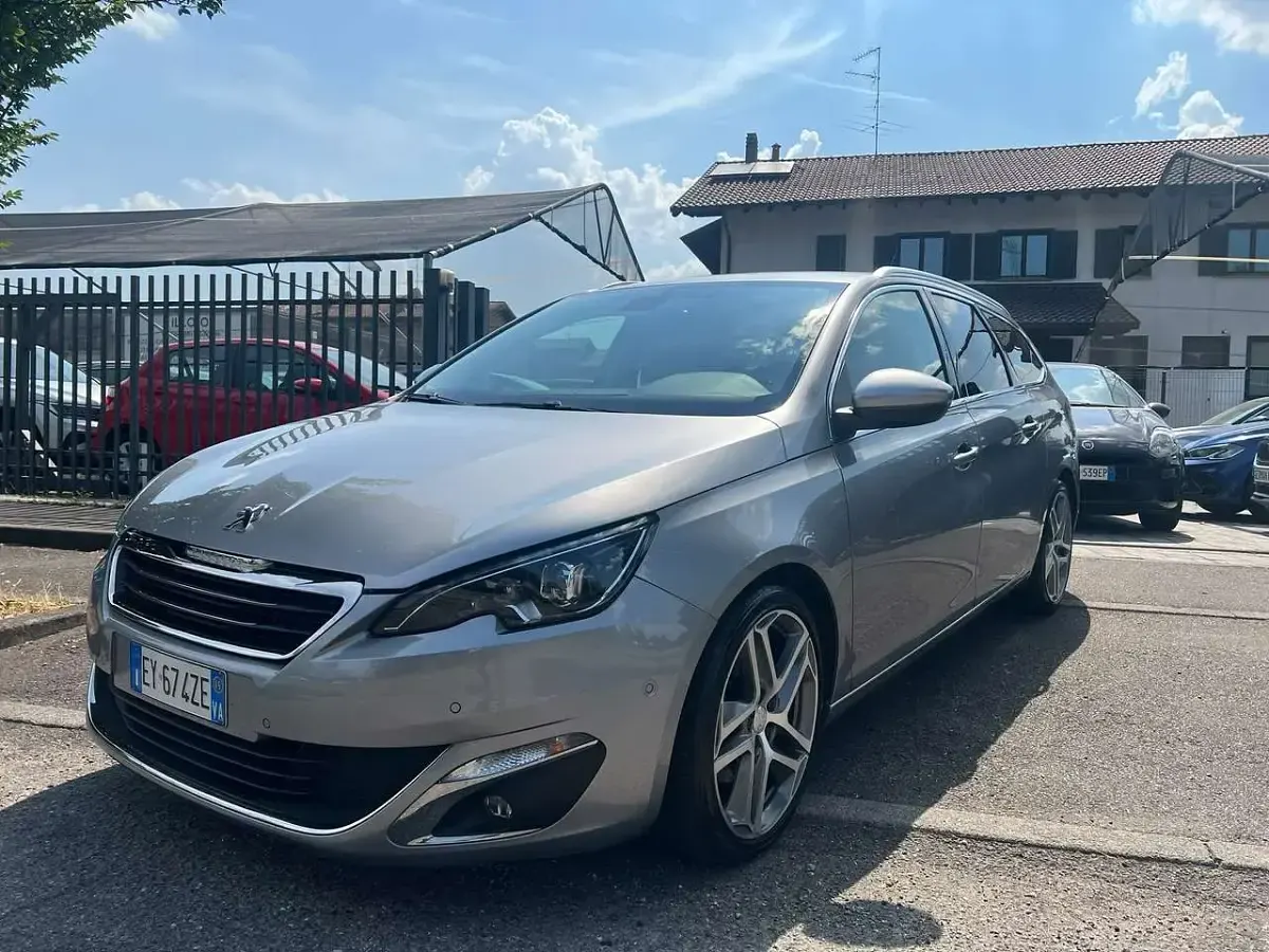 Usata Peugeot 308 SW Allure 150 CV (110 kW) 2015 Argento Station wagon