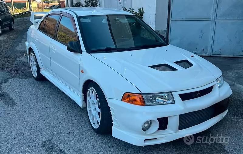 Usata Mitsubishi Lancer Evolution 280 CV (205 kW) 1999 Berlina