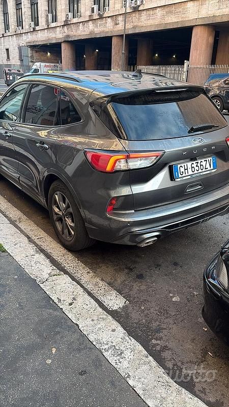 Usata Ford Kuga 120 CV (88 kW) 2022 SUV