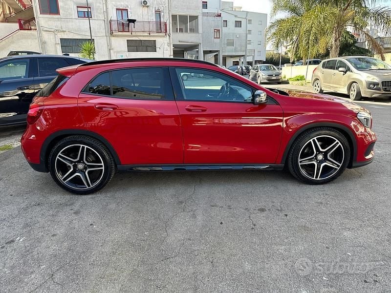 Usata Mercedes GLA220 Premium 170 CV (125 kW) 2015 Other SUV