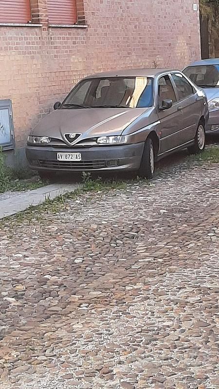 Usata Alfa Romeo 146 103 CV (75 kW) 1997 Grigio Utilitaria