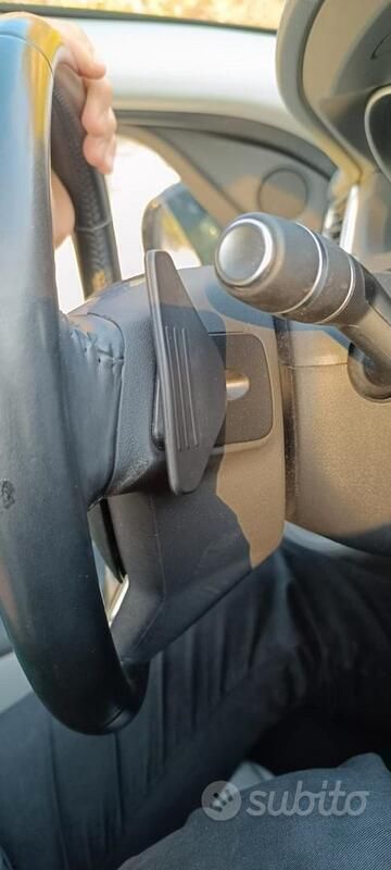 Usata Land Rover Discovery Sport 150 CV (110 kW) 2016 Grigio SUV