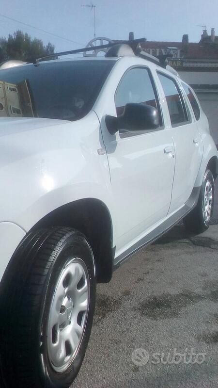 Usata Dacia Duster 2012 Bianco SUV