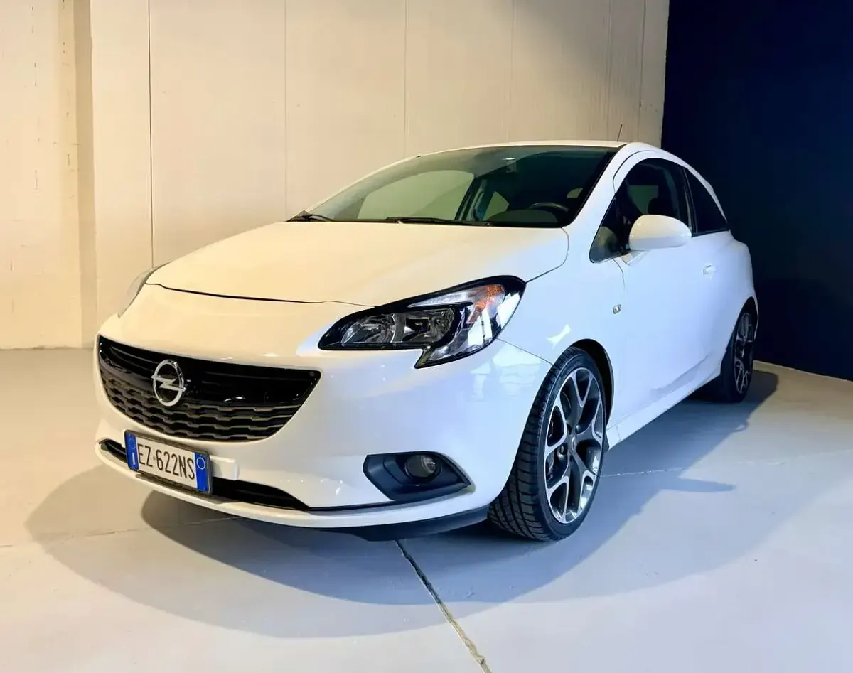 Usata Opel Corsa OPC 207 CV (152 kW) 2016 Bianco Utilitaria