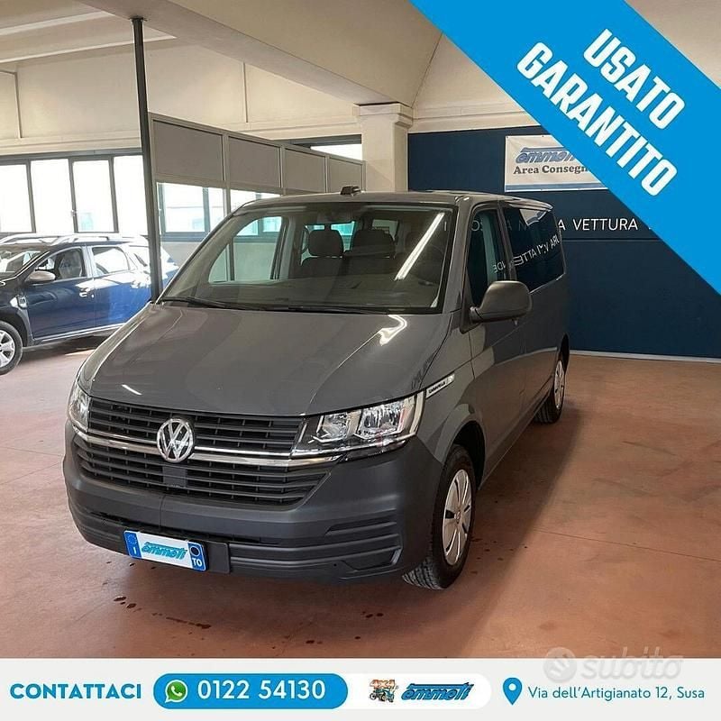 Usata VW Caravelle Trendline 110 CV (80 kW) 2021 Grigio Monovolume