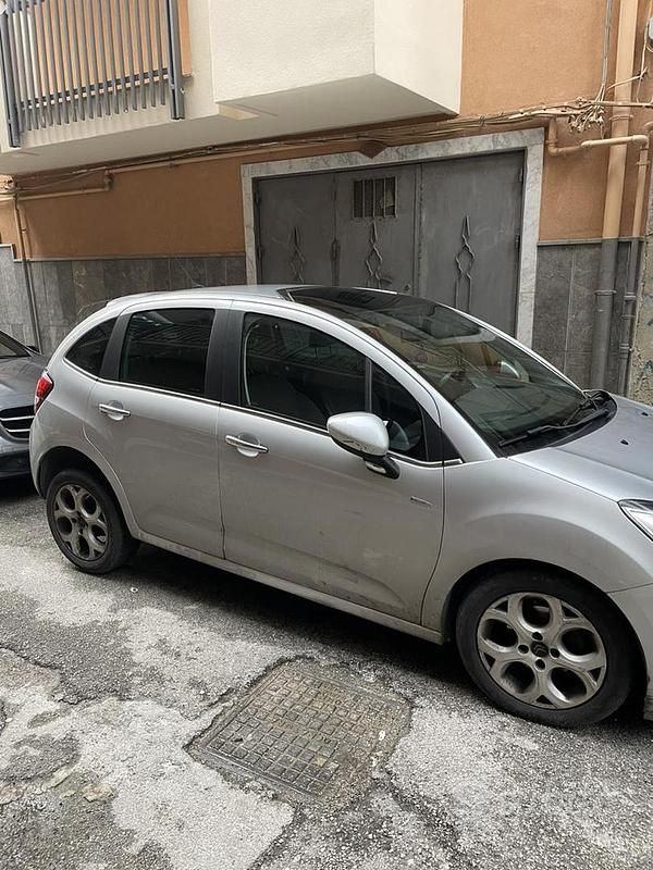 Occasion Citroën C3 Exclusive 75 ch (55 kW) 2016 Gris Monospace