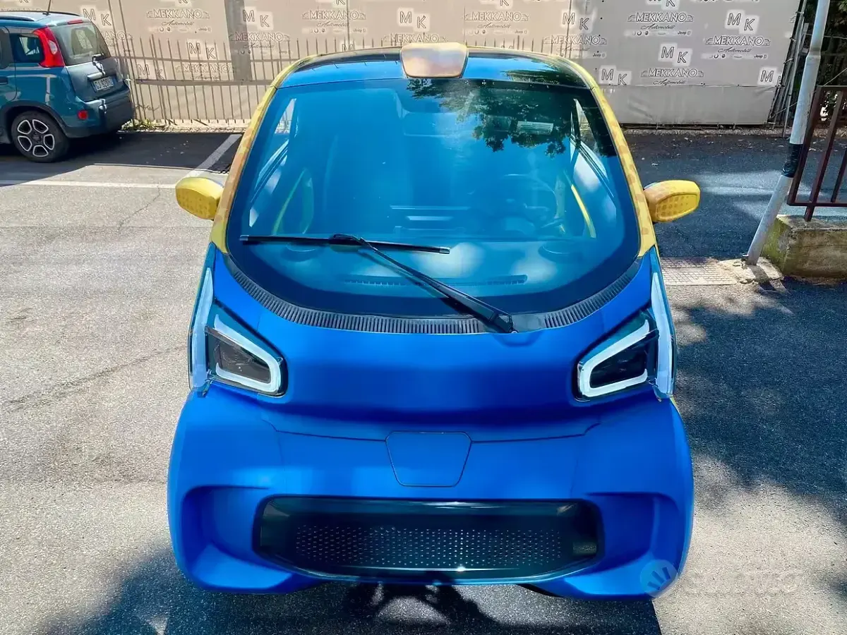 Usata XEV Yoyo 7 kW (10 CV) 2022 Blu Utilitaria
