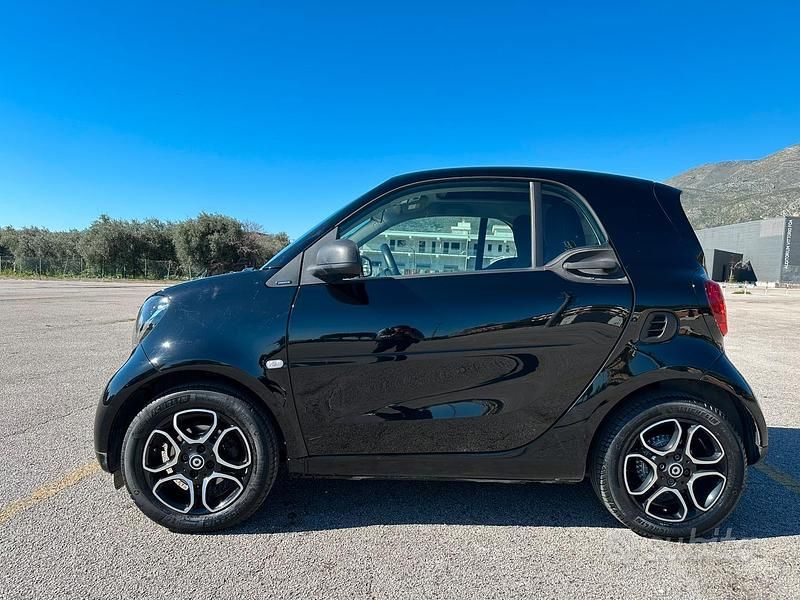 Usata Smart ForTwo Coupé Passion 90 CV (66 kW) 2018 Nero Coupé