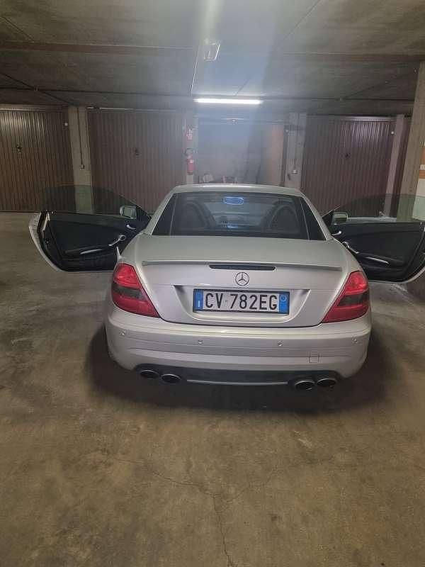 Usata Mercedes SLK200 AMG 163 CV (119 kW) 2005 Argento Cabrio