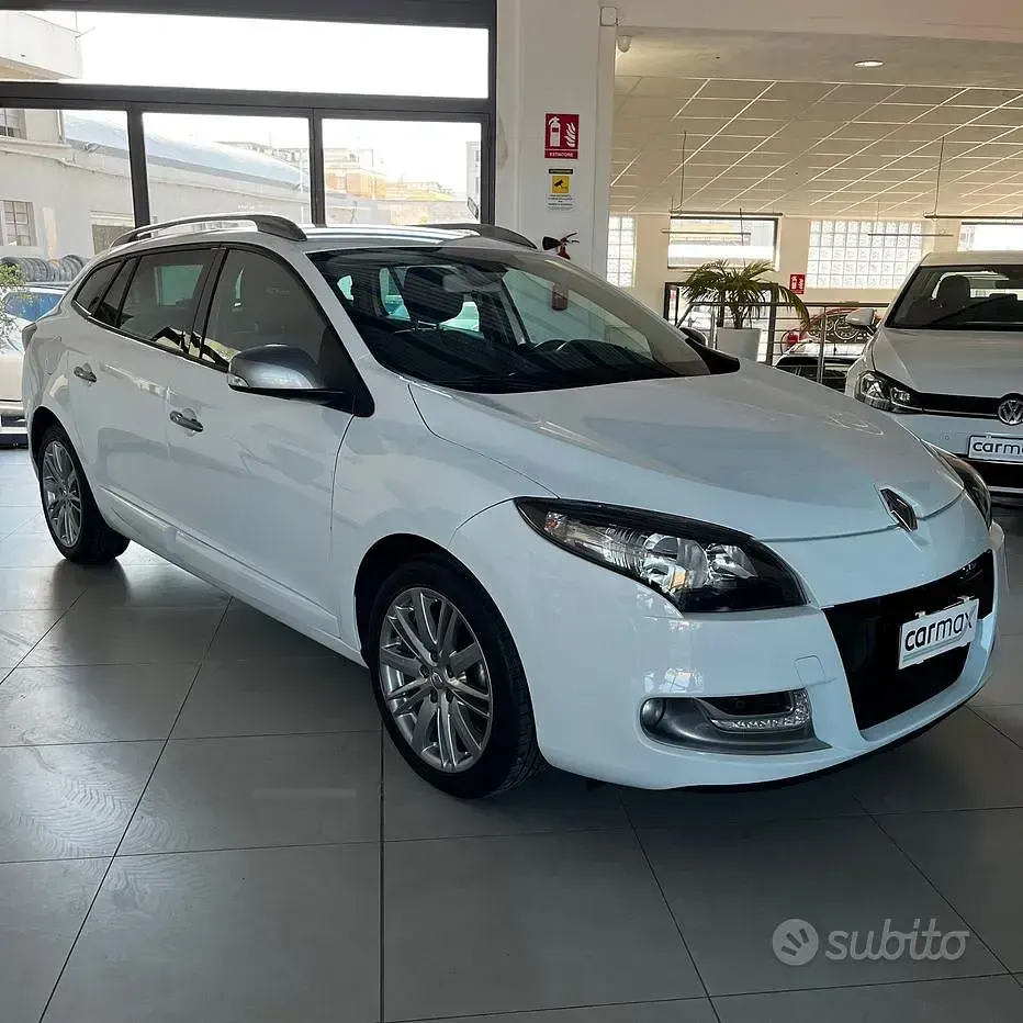 Usata Renault Mégane GrandTour 116 CV (85 kW) 2013 Bianco Station wagon