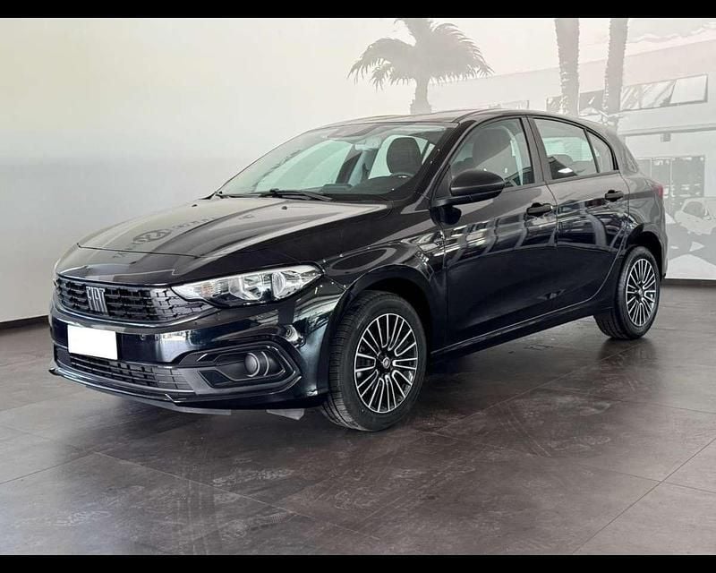 Nero Usata 2023 Fiat Tipo Tre volumi | 18.300 € (Buon prezzo) - Immagine 1/4