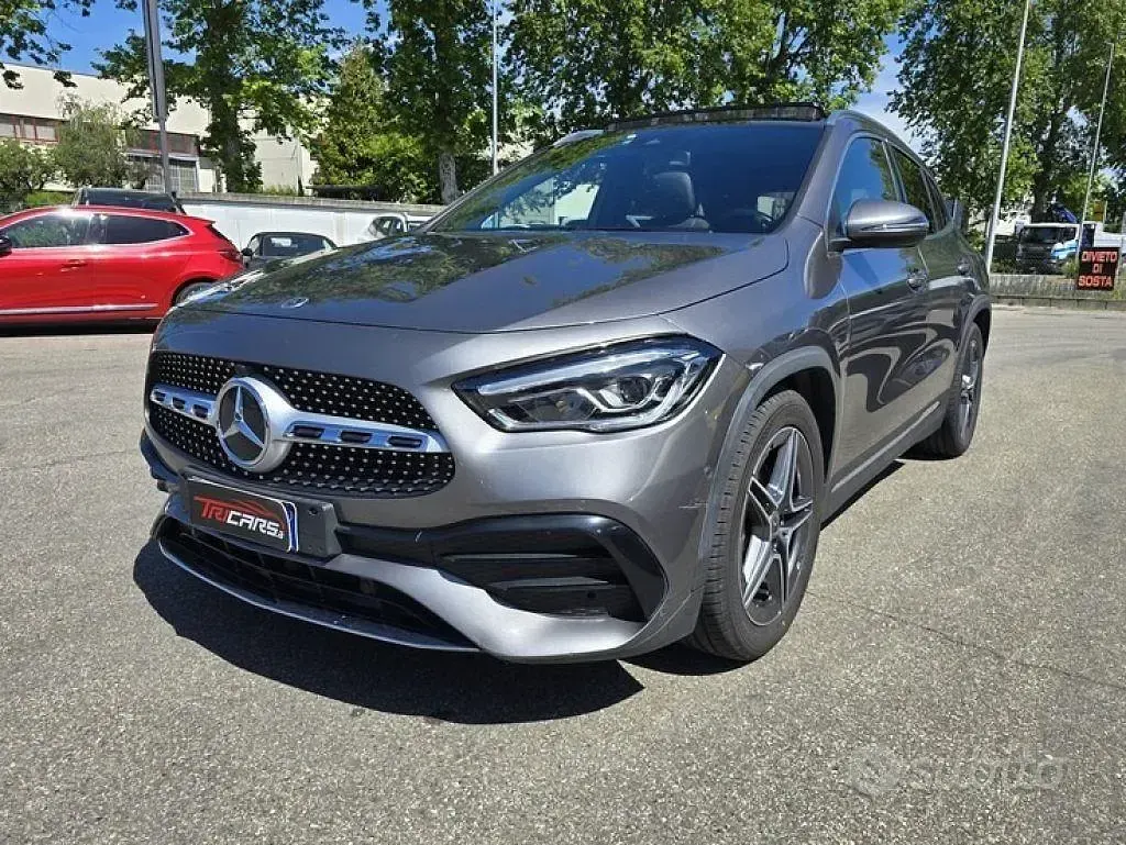 Usata Mercedes GLA220 Premium 190 CV (139 kW) 2021 Grigio SUV