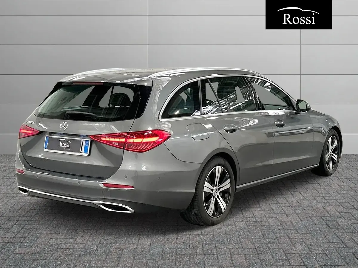 Usata Mercedes 200 Advanced 163 CV (119 kW) 2025 Station wagon