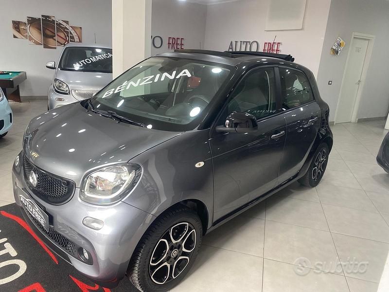 Usata Smart ForFour Prime 70 CV (51 kW) 2018 Grigio Utilitaria