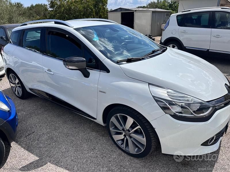 Usata Renault Clio GrandTour 90 CV (66 kW) 2015 Bianco Station wagon