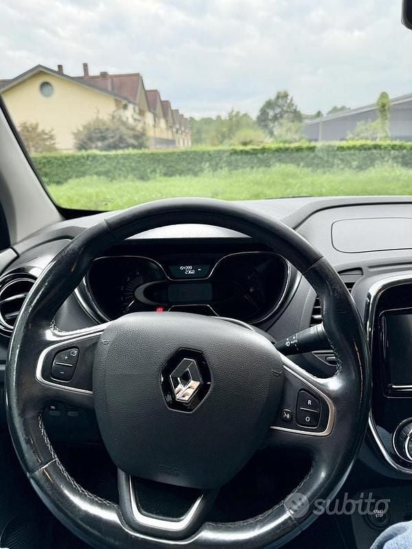 Usata Renault Captur 110 CV (80 kW) 2016 SUV